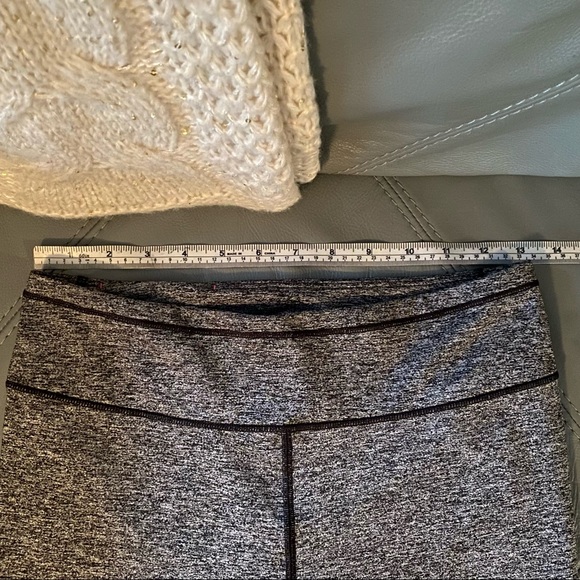 Victoria’s Secret VSX Sexy Sport KNOCKOUT Crop LEGGINGS S - Picture 10 of 11